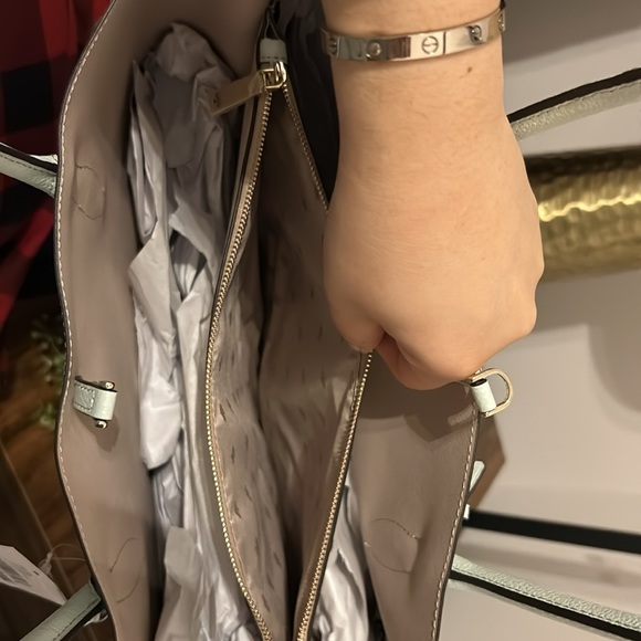 Kate Spade Large Tote $449 - Picture 7 of 8
